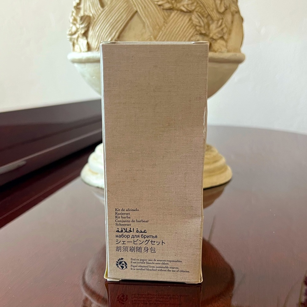 L’Occitane Travel Kit - Picture 6 of 12